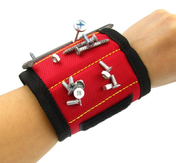 magnatic-wristband1